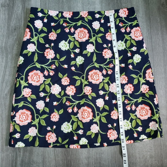 Ann Taylor Blue Floral Skirt - Picture 3 of 4